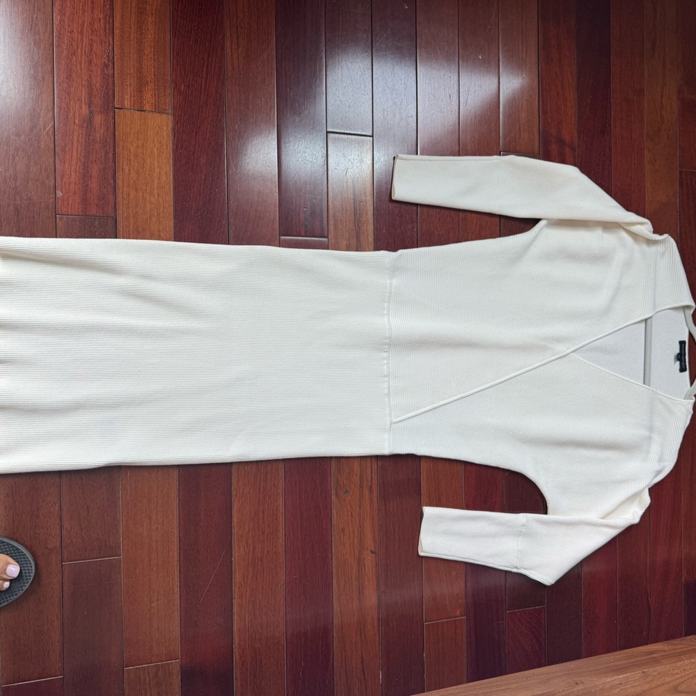 Banana Republic Cream V-Neck Maxi Dress